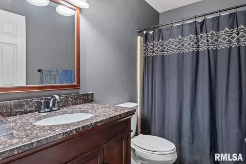 904 Diane Ct, Springfield, IL 62702 photo 19