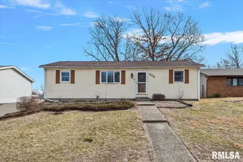 904 Diane Ct, Springfield, IL 62702
