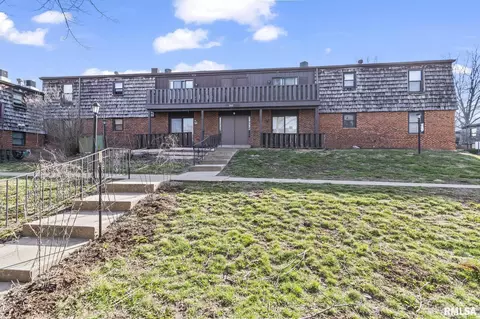 1913 Jeanette Ln, Springfield, IL 62704