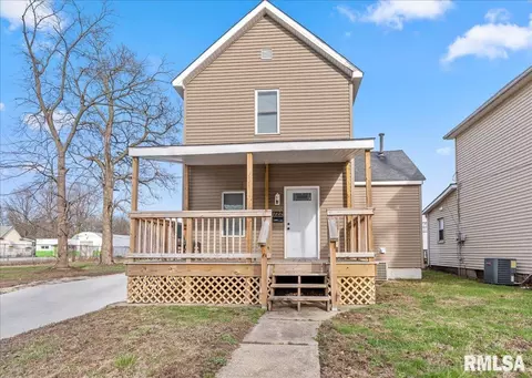 1722 N Peoria Rd, Springfield, IL 62702