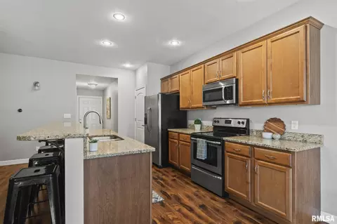 Kitchen - 4546 Thompson Rd, Springfield, IL 62711 photo 1 of 1