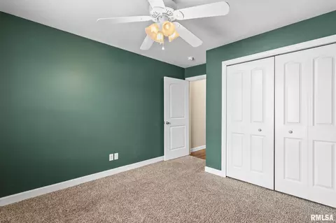 Bedroom - 4546 Thompson Rd, Springfield, IL 62711 photo 6 of 10