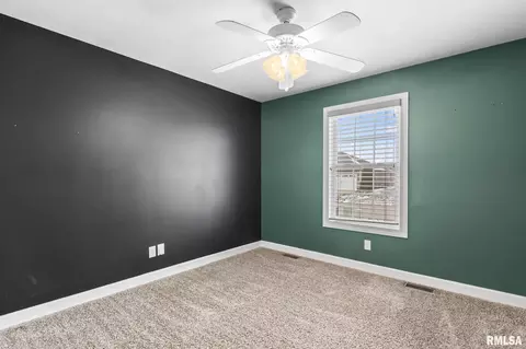 Bedroom - 4546 Thompson Rd, Springfield, IL 62711 photo 4 of 10