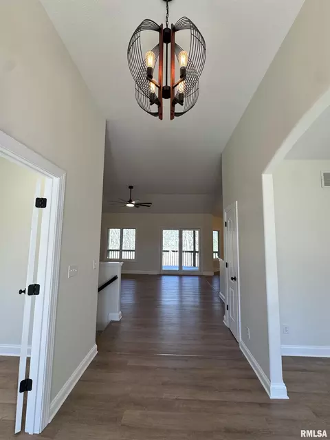 Entry Way - 4335 Creek Dr, Springfield, IL 62711 photo 1 of 4