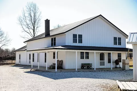 3065 E County Road 1000, Plymouth, IL 62367