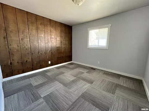 Other - 817 E Stanford Ave, Springfield, IL 62704 photo 7 of 7