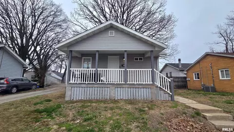 817 E Stanford Ave, Springfield, IL 62704