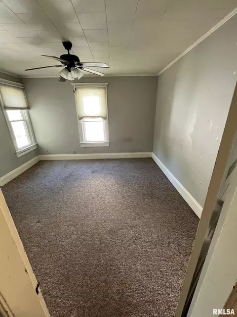 Bedroom - 1038 N 1st St, Springfield, IL 62702 photo 3 of 3