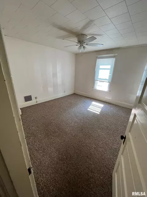 Bedroom - 1038 N 1st St, Springfield, IL 62702 photo 1 of 3