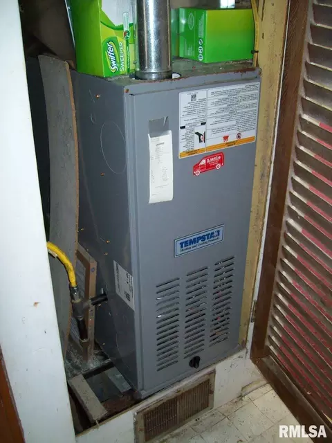 Other - 511 3rd St, Manchester, IL 62663 photo 3 of 6