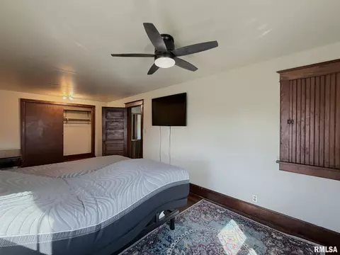Bedroom - 212 Academy St, Cameron, IL 61423 photo 4 of 13