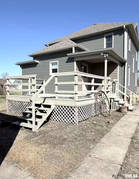 Exterior - 212 Academy St, Cameron, IL 61423 photo 3 of 7