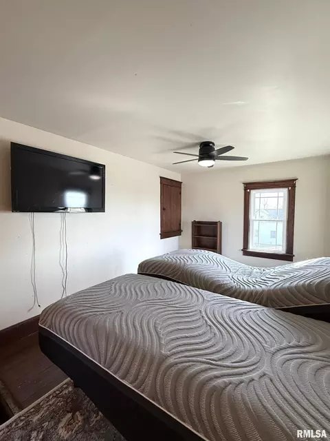 Bedroom - 212 Academy St, Cameron, IL 61423 photo 5 of 13