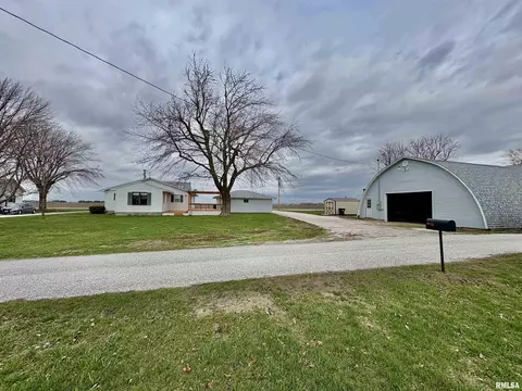 Exterior - 901 E Old 36 Rd, Alexander, IL 62601 photo 19 of 23