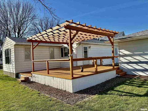 Exterior - 901 E Old 36 Rd, Alexander, IL 62601 photo 7 of 23