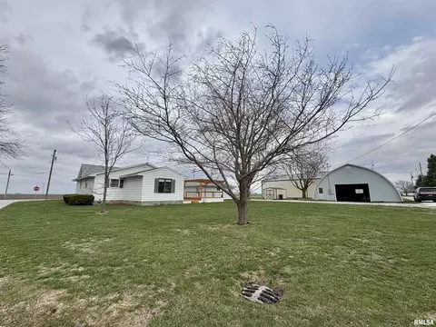 Exterior - 901 E Old 36 Rd, Alexander, IL 62601 photo 10 of 23