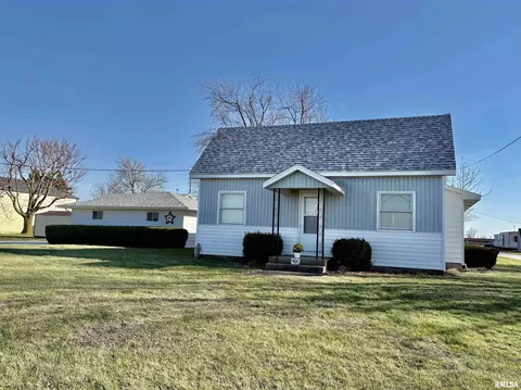 Exterior - 901 E Old 36 Rd, Alexander, IL 62601 photo 2 of 23