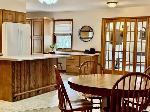 Kitchen - 901 E Old 36 Rd, Alexander, IL 62601 photo 1 of 10