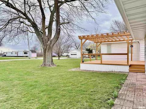 Exterior - 901 E Old 36 Rd, Alexander, IL 62601 photo 3 of 23