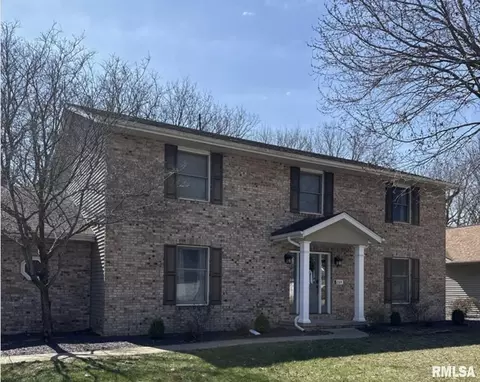 2324 Chesapeake Lndg, Springfield, IL 62712