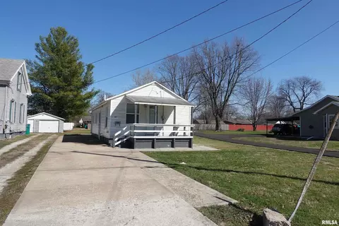 1465 Jefferson St, Galesburg, IL 61401