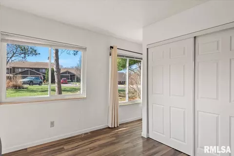 Bedroom - 36 Trailridge Ln, Springfield, IL 62704 photo 1 of 7