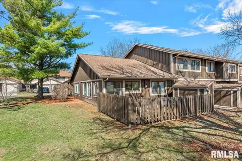 Exterior - 36 Trailridge Ln, Springfield, IL 62704 photo 3 of 6