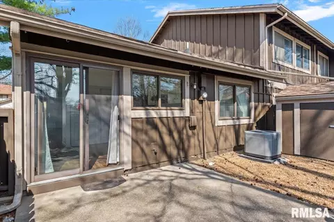 Exterior - 36 Trailridge Ln, Springfield, IL 62704 photo 1 of 6