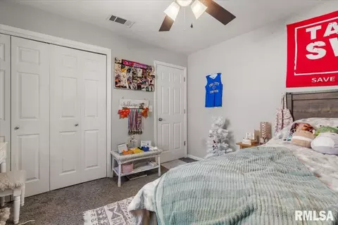 Bedroom - 2277 E Converse Ave, Grandview, IL 62702 photo 6 of 6