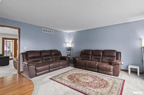 4521 Barrington Dr, Springfield, IL 62711 photo 6
