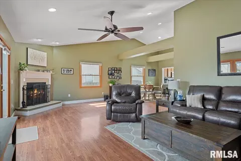 Living - 2806 Haggard Dr, Springfield, IL 62711 photo 1 of 1