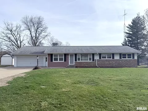 128 Lakeland Dr, Galesburg, IL 61401