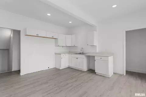 Other - 910 S 2nd St, Springfield, IL 62704 photo 5 of 8