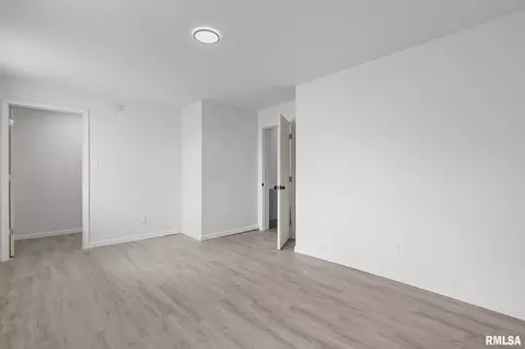 Bedroom - 910 S 2nd St, Springfield, IL 62704 photo 1 of 6