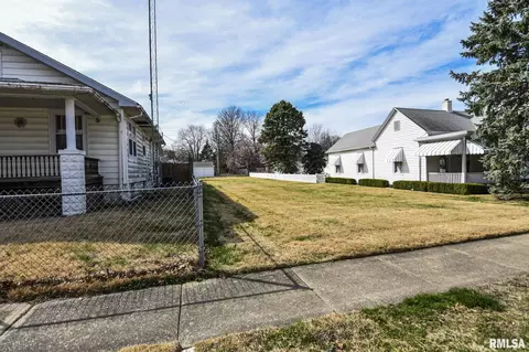 Exterior - 1109 Osburn Ave, Springfield, IL 62702 photo 5 of 6