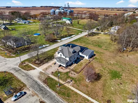 View/Area - 337 W Chestnut St, Oneida, IL 61467 photo 1 of 3