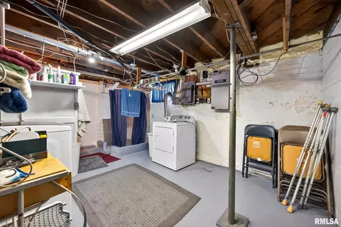 Other - 337 W Chestnut St, Oneida, IL 61467 photo 13 of 19