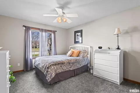 Bedroom - 3924 Old Mill Ln, Springfield, IL 62711 photo 6 of 9