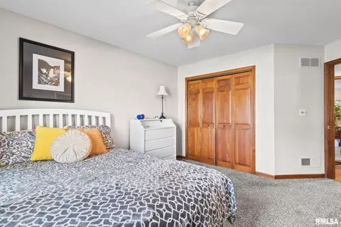 Bedroom - 3924 Old Mill Ln, Springfield, IL 62711 photo 5 of 9