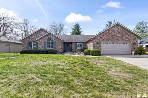 Exterior - 3924 Old Mill Ln, Springfield, IL 62711 photo 2 of 8
