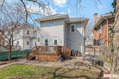 Exterior - 624 W Vine St, Springfield, IL 62704 photo 5 of 6