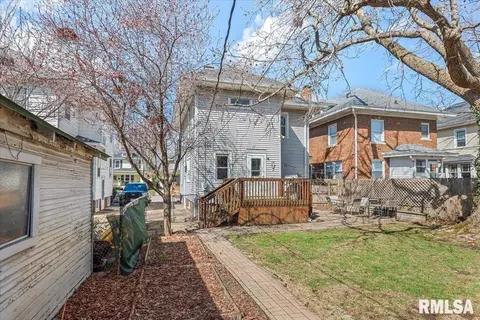 Exterior - 624 W Vine St, Springfield, IL 62704 photo 4 of 6