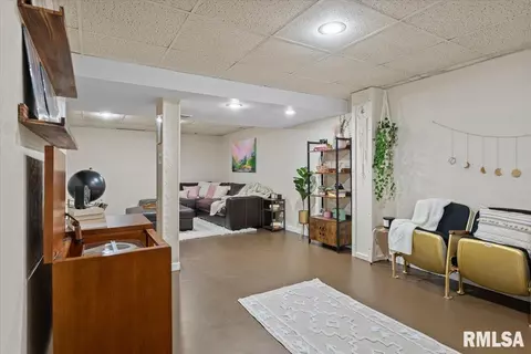 Other - 10 Radcliff Rd, Springfield, IL 62703 photo 9 of 13