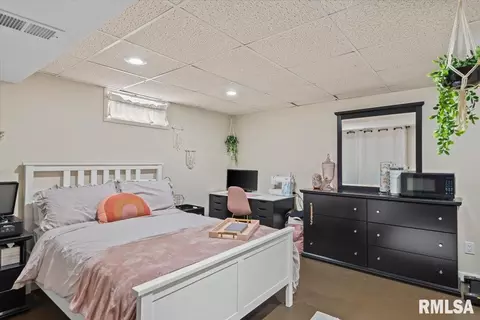 Bedroom - 10 Radcliff Rd, Springfield, IL 62703 photo 5 of 6