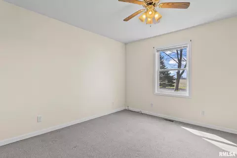 3765 Pet Cemetery Rd, Springfield, IL 62707 photo 17