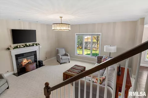 Living - 2612 Dickens Dr, Springfield, IL 62711 photo 3 of 3