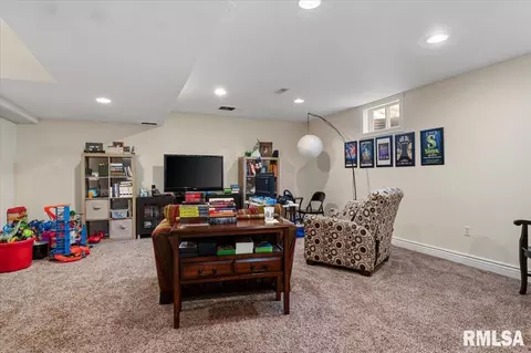 Other - 2612 Dickens Dr, Springfield, IL 62711 photo 11 of 15