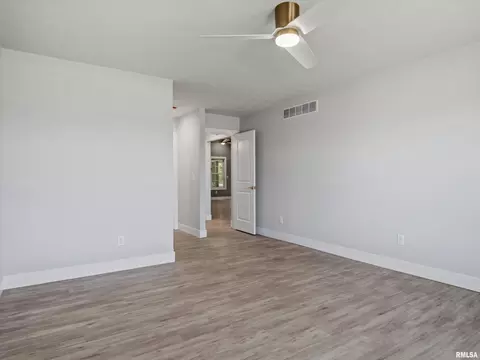 Bedroom - 1701 Ambleside Dr, Springfield, IL 62711 photo 5 of 7