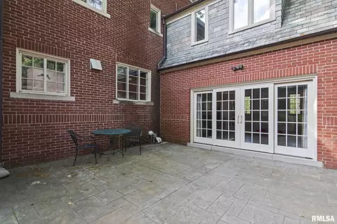 Exterior - 1050 Williams Blvd, Springfield, IL 62704 photo 9 of 13