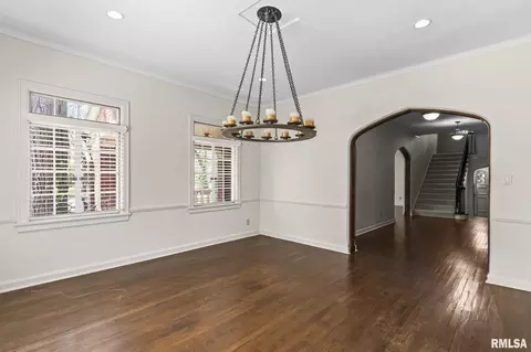 Entry Way - 1050 Williams Blvd, Springfield, IL 62704 photo 5 of 11